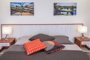 Postel nebo postele na pokoji v ubytování Greensgate Hotel Dýšina