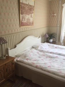 Postel nebo postele na pokoji v ubytování Enångers Bed and Breakfast
