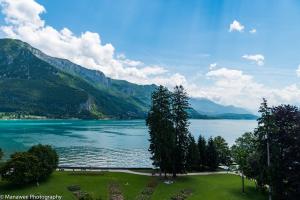 Gallery image of La Roseraie du Lac in Annecy