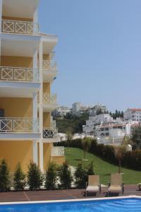 Bazén v ubytování Anna - Maria Apartments nebo v jeho okolí