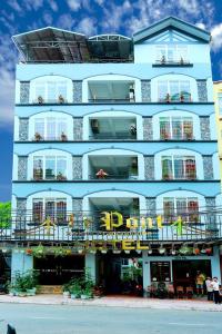 Gallery image of Le Pont Hotel in Cat Ba