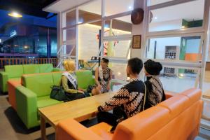 Ospiti di The Cabin Tanjung Hotel Wonosobo