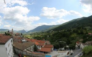 Nespecifikovaný výhled na hory nebo výhled na hory při pohledu z bed and breakfast