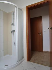 Koupelna v ubytování Penzion Alma + 30 fotografií