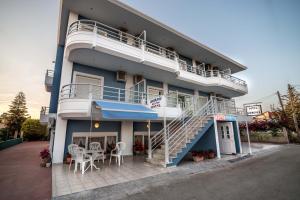 Balkón nebo terasa v ubytování Dionisos Hotel