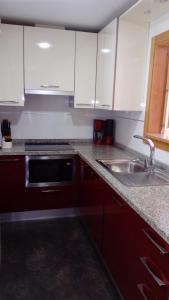 Kuchyň nebo kuchyňský kout v ubytování Apartamento Puerto Real