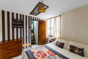 Hostal Caleta Abarca客房内的一张或多张床位