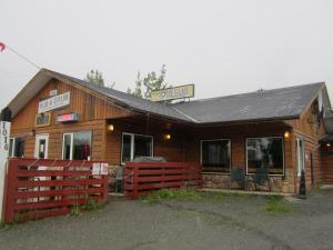 Galeriebild der Unterkunft Alcan Motor Inn in Haines Junction