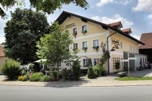 Gallery image of Landgasthof zum Muller in Ruderting