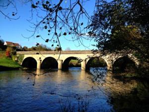 Afbeelding uit fotogalerij van Chambres d'Hôtes du Moulin du Vey in Clécy