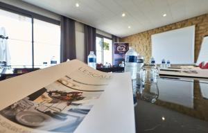 Konferenční prostory v ubytování Hôtel Restaurant L'Escale d'en Arz
