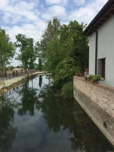 View of a river running close to a vidéki vendégházakat