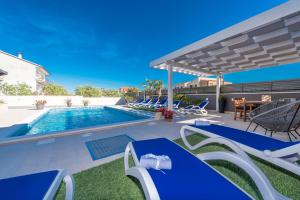 Afbeelding uit fotogalerij van Luxury Home Polo in Bibinje