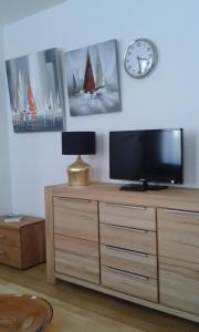 TV a/nebo společenská místnost v ubytování Ferienwohnung Mülli
