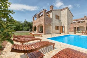 Bazén v ubytování Istrian Villa Melany nebo v jeho okolí