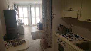 A kitchen or kitchenette at Agriturismo Ca' di Mazza