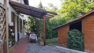 A garden outside Agriturismo Ca' di Mazza