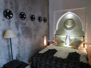 Postel nebo postele na pokoji v ubytování Riad Safa