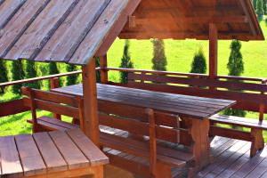 Vonkajšia záhrada v ubytovaní Apartament M5 Zakopane