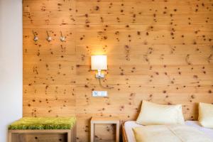 Cama o camas de una habitación en Hotel Garni Ernst Falch