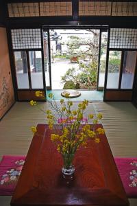 缘度假屋外面的花园