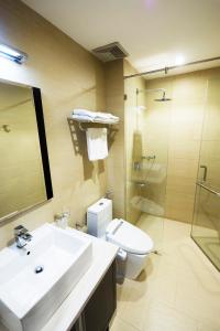 Koupelna v ubytování Azumaya Hotel Da Nang