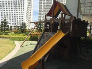 Детска площадка в Tagaytay Cool Spot