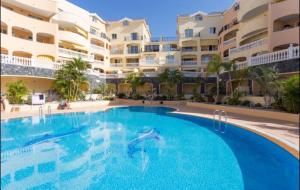 The swimming pool at or close to Apartamento Pargue Tropical