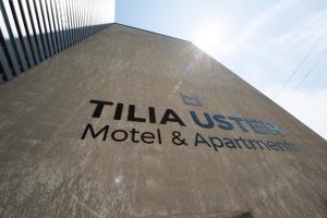 Vottorð, verðlaun, skilti eða annað skjal til sýnis á Hotel Tilia