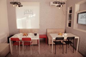 Imagen de la galería de Small Hotel, en Bishkek