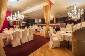 Posezení v ubytování Westgrove Hotel