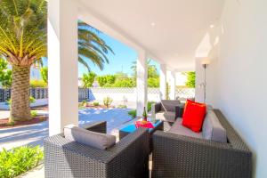 Posedenie v ubytovaní LEON INMO Villa Palmera - 10337