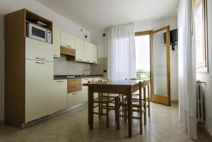 Η κουζίνα ή μικρή κουζίνα στο Residence Vecchio Faro