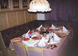 Étkezési lehetőség a vendégházban vagy a közelben