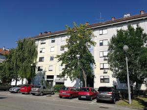 Budova, v ktorej sa apartmán nachádza