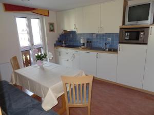 Kuchyň nebo kuchyňský kout v ubytování Landhaus Gassner