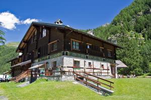Gallery image of Hotel California in Champoluc