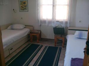 Afbeelding uit fotogalerij van Hotel Bardeni in Tryavna