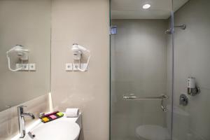 A bathroom at ibis Styles Cikarang