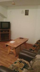 TV a/nebo společenská místnost v ubytování N&N Guest House + 37 fotografií