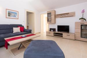 TV a/nebo společenská místnost v ubytování Apartman Ivona