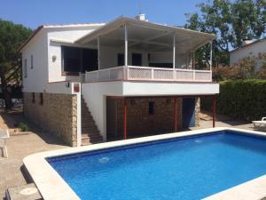 The swimming pool at or close to Casa Lorca