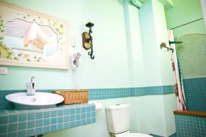 Vonios kambarys apgyvendinimo įstaigoje Maison-Philo Homestay B & B