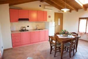 Kuchyň nebo kuchyňský kout v ubytování Agriturismo Albarello