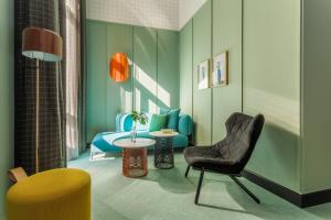 A seating area at Room Mate Collection Giulia, Milan