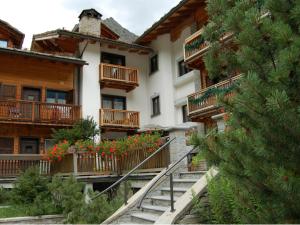 Photo de la galerie de l'établissement Residence Ruetoreif, à Gressoney-Saint-Jean