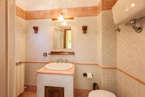 Koupelna v ubytování Agriturismo Quercetelli