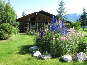 A garden outside Whitewater Lodge