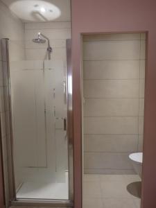 Koupelna v ubytování Villa Cora Venez neuve avec SPA + 59 fotografií