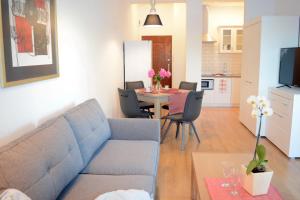 Kuchnia lub aneks kuchenny w obiekcie Apartamenty Jantar